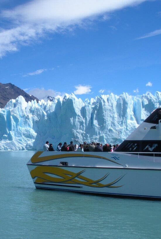 Visit to Glacier Perito Moreno + Safari Nautico