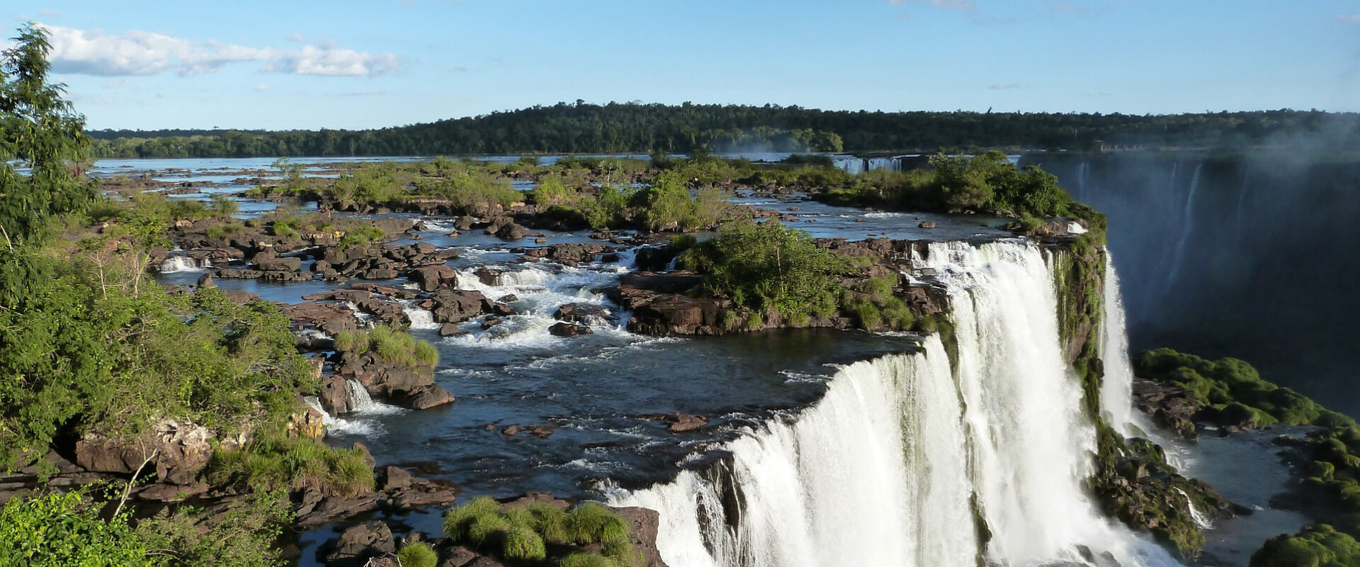 Half Day Visit to the Iguazu Falls Brazilian Side